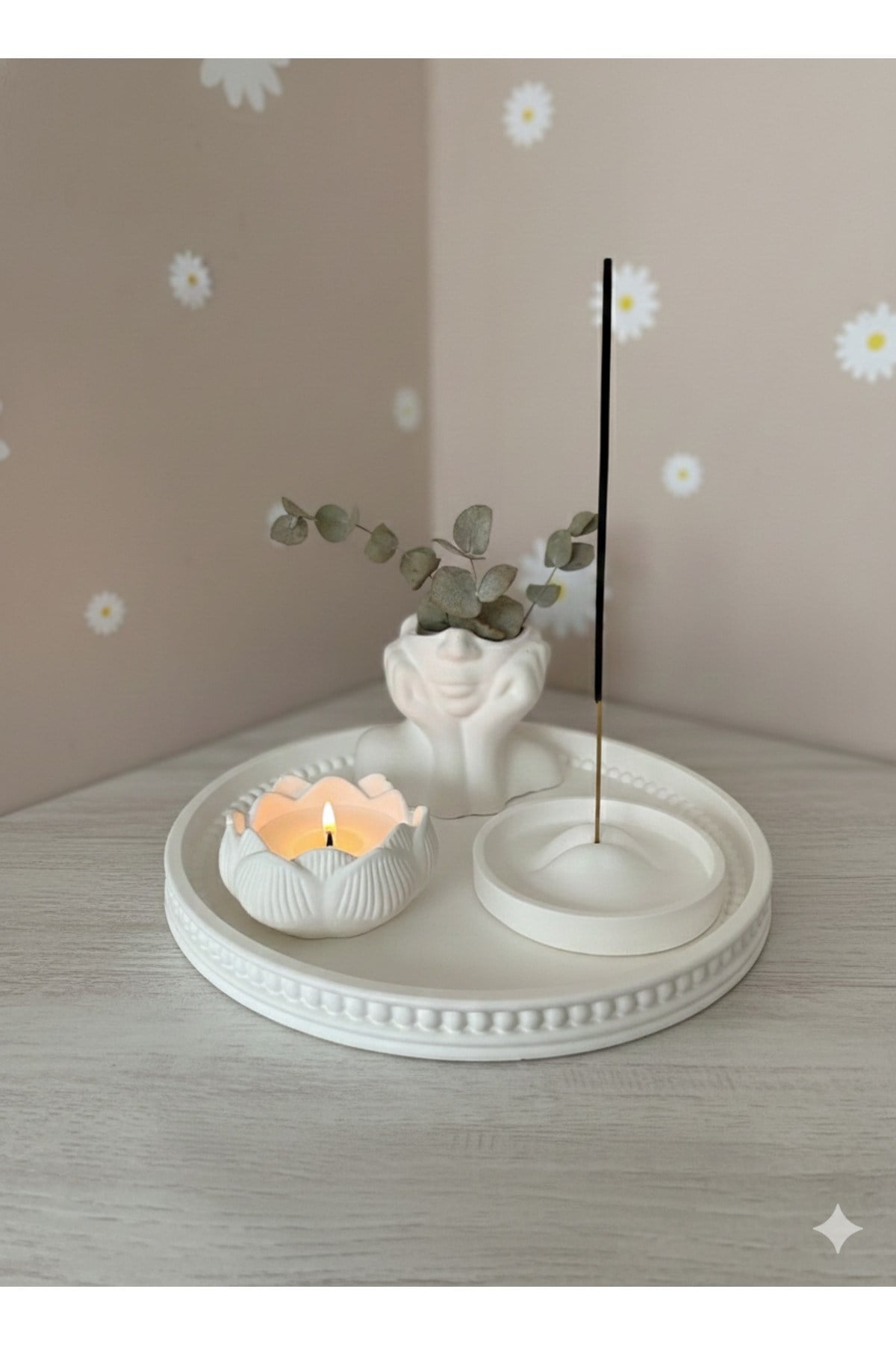 Tepsili Mum ve Dekoratif Set