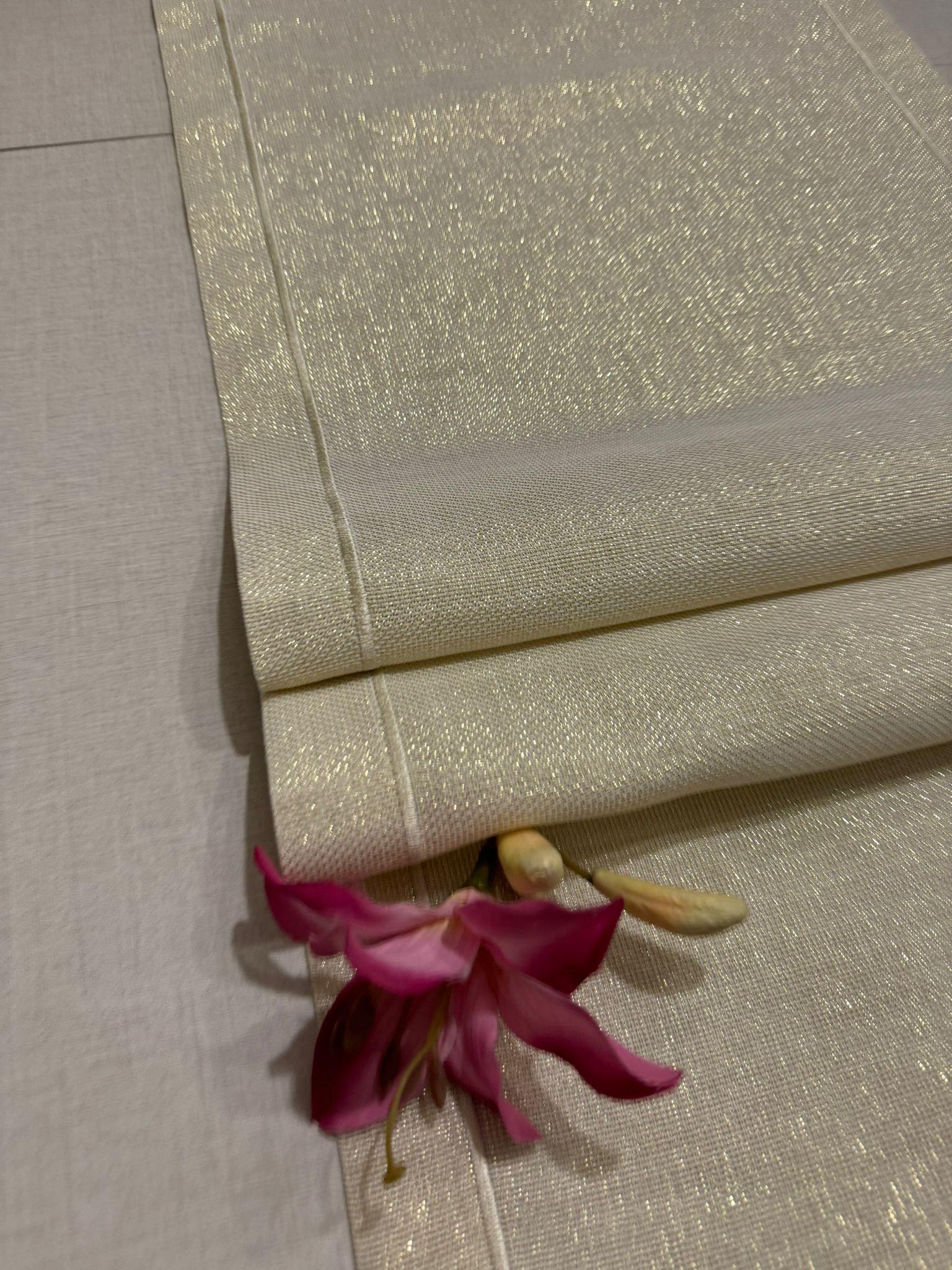 Zeren Home Piko İşlemeli Keten Görünümlü Simli Linen Gold Runner 40x150