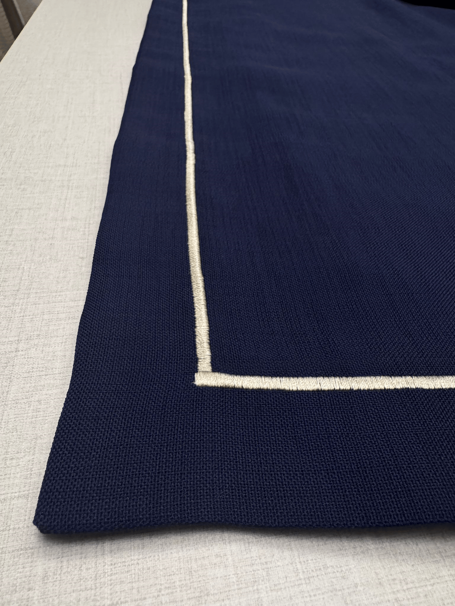 Zeren Home Piko Sarma Detaylı Polyester Keten Dertsiz Sunum Peçetesi Lacivert 40 x 40 - 6 Adet