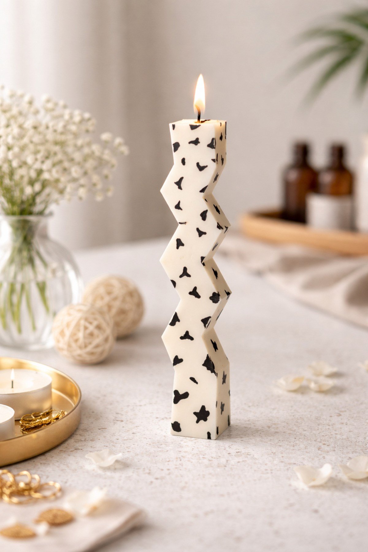Zigzag Modelli Uzun Mum