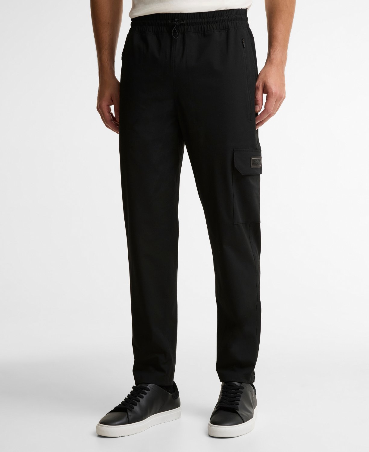 B.Intl Tash Pantolon