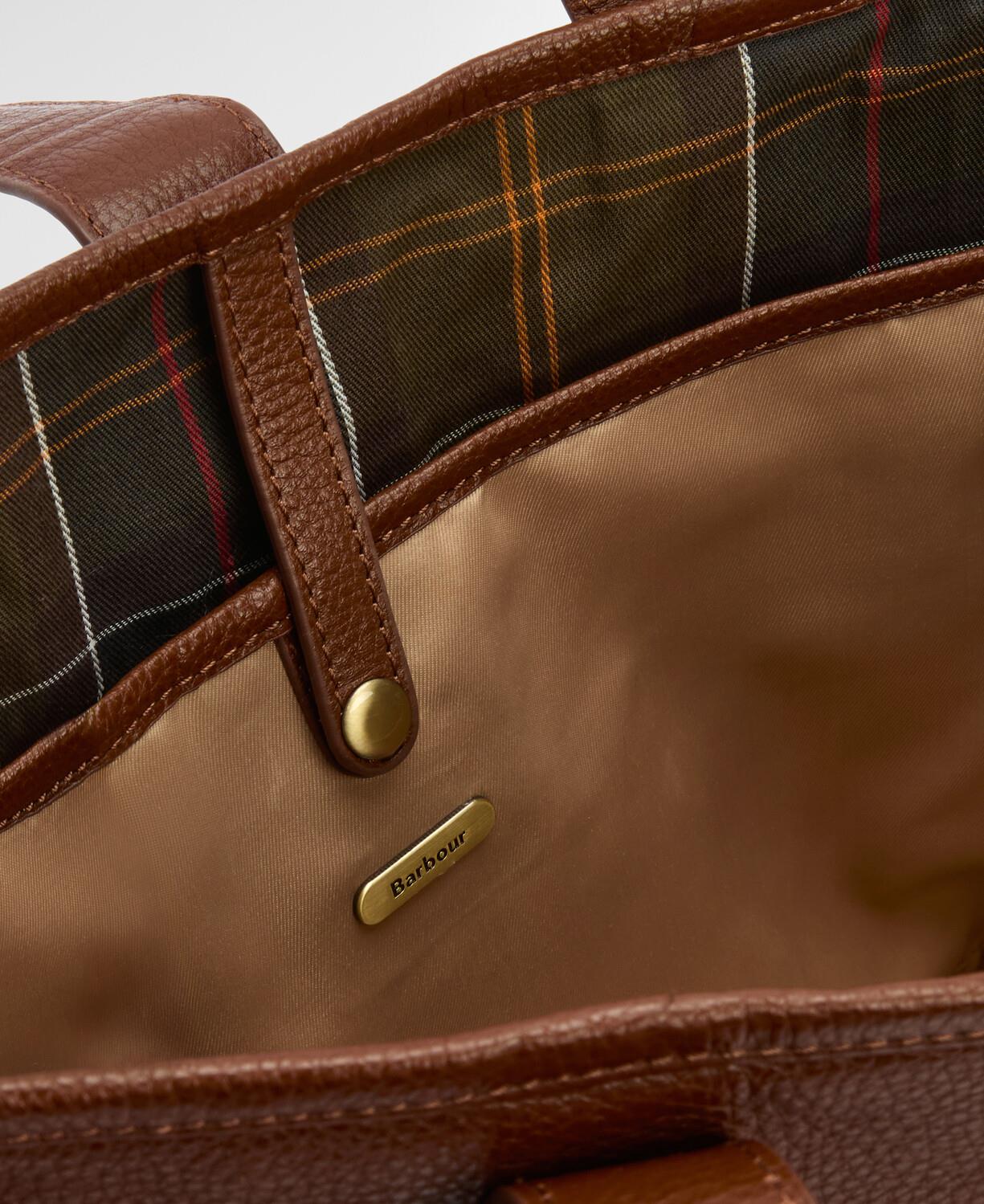 Barbour Alder Deri Kol Çantası