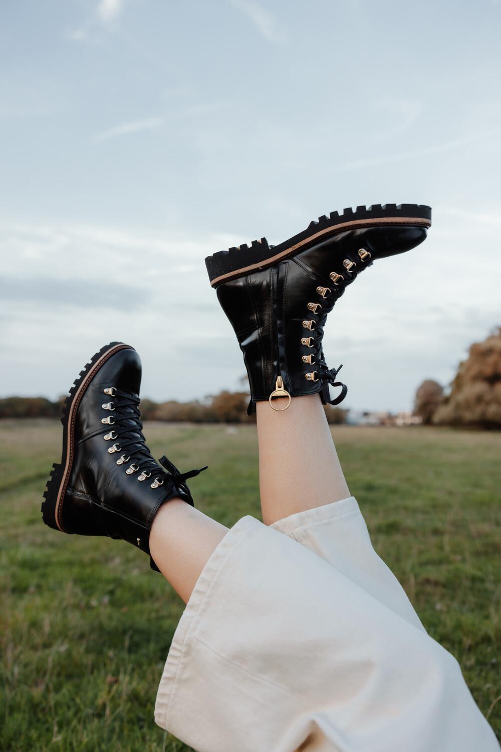 Barbour Blake Hiker Bot