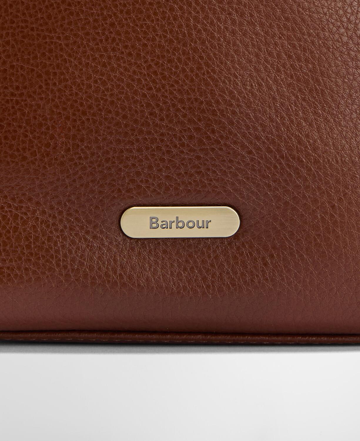 Barbour Cedar Deri Bucket Çanta