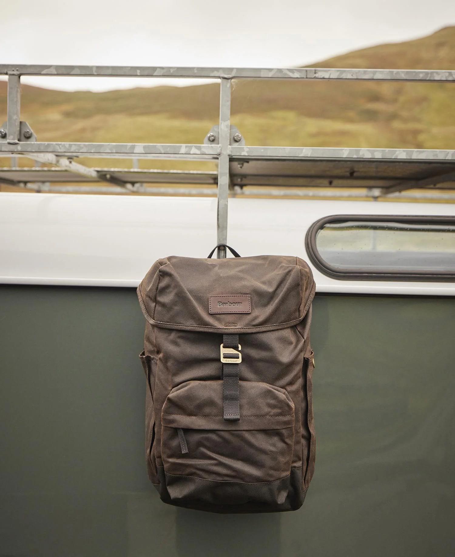 Barbour Essential Yağlı Sırt Çantası