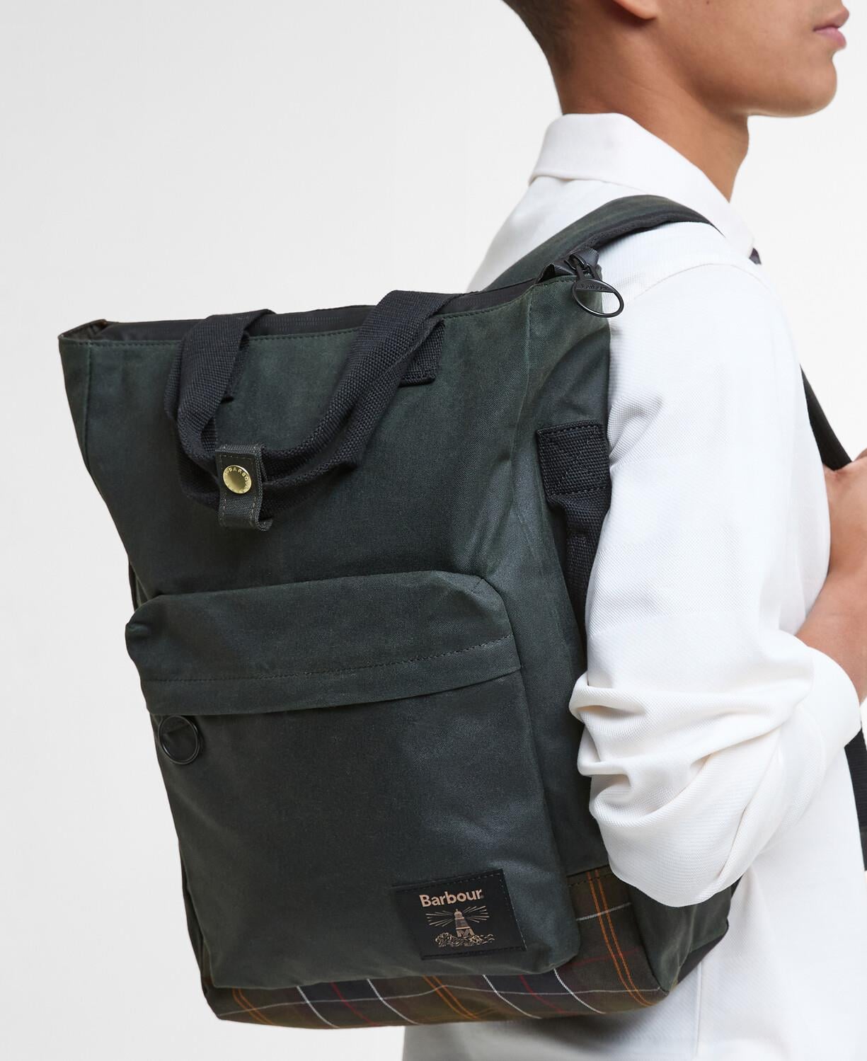 Barbour Field Yağlı Sırt Çantası