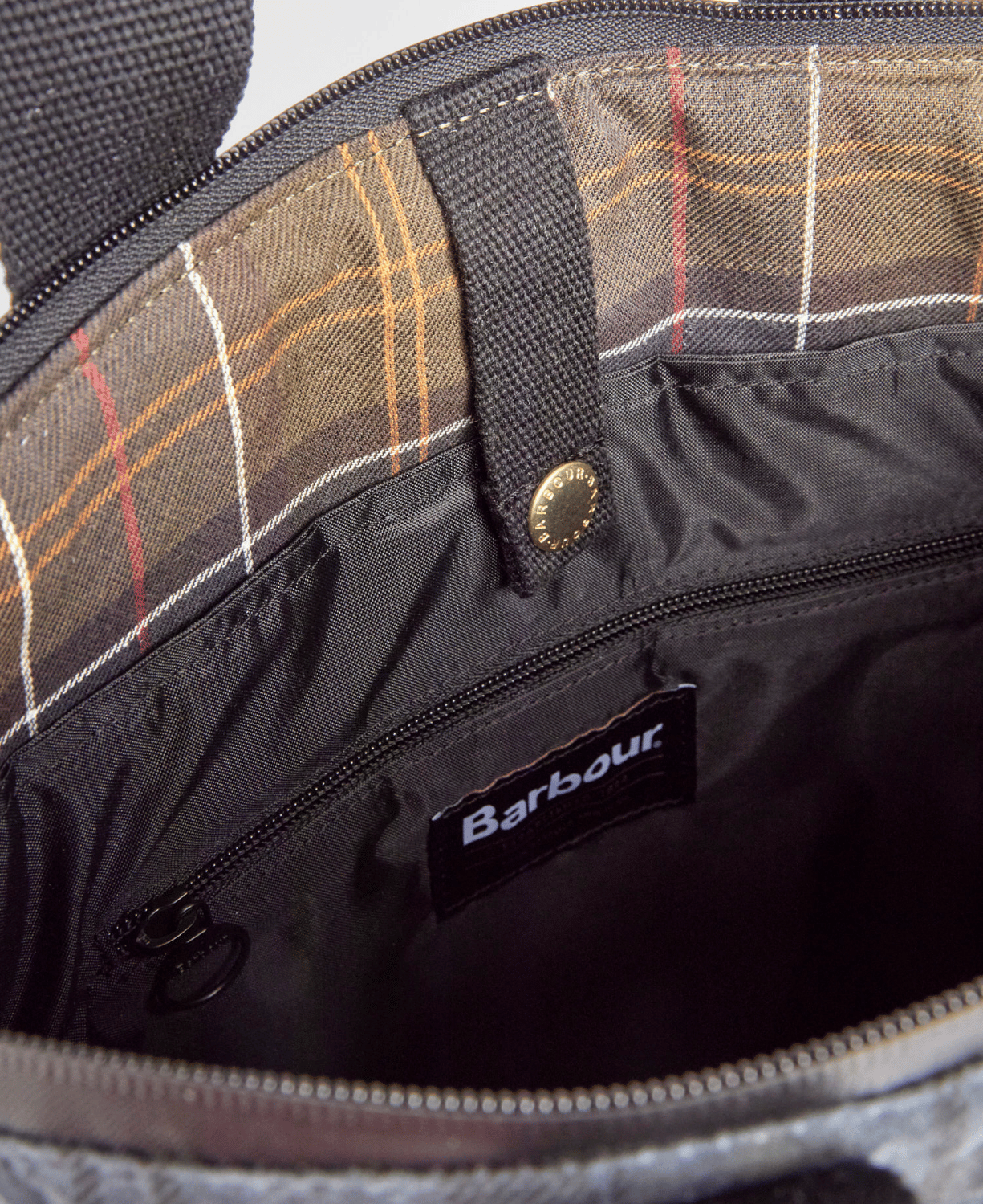 Barbour Field Yağlı Sırt Çantası