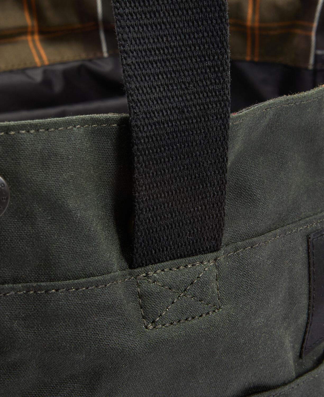 Barbour Field Yağlı Tote Çanta