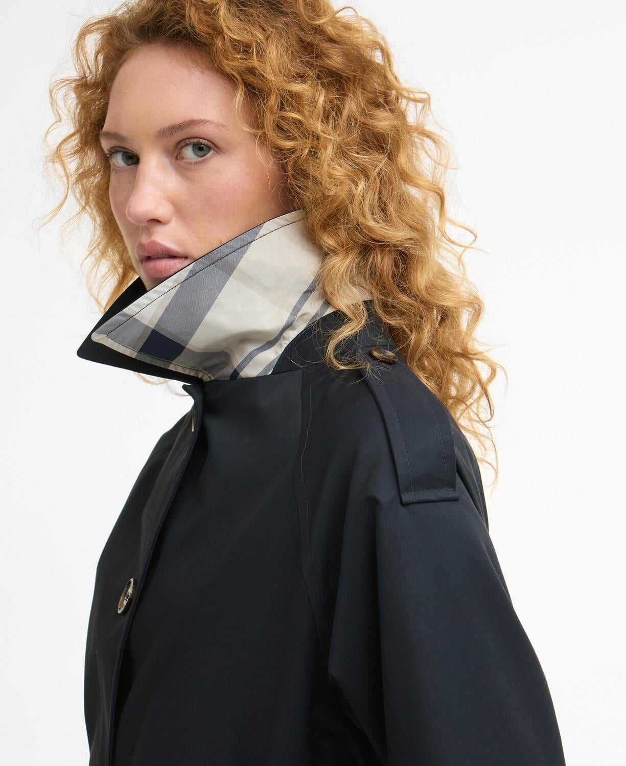 Barbour Maia Showerproof Ceket