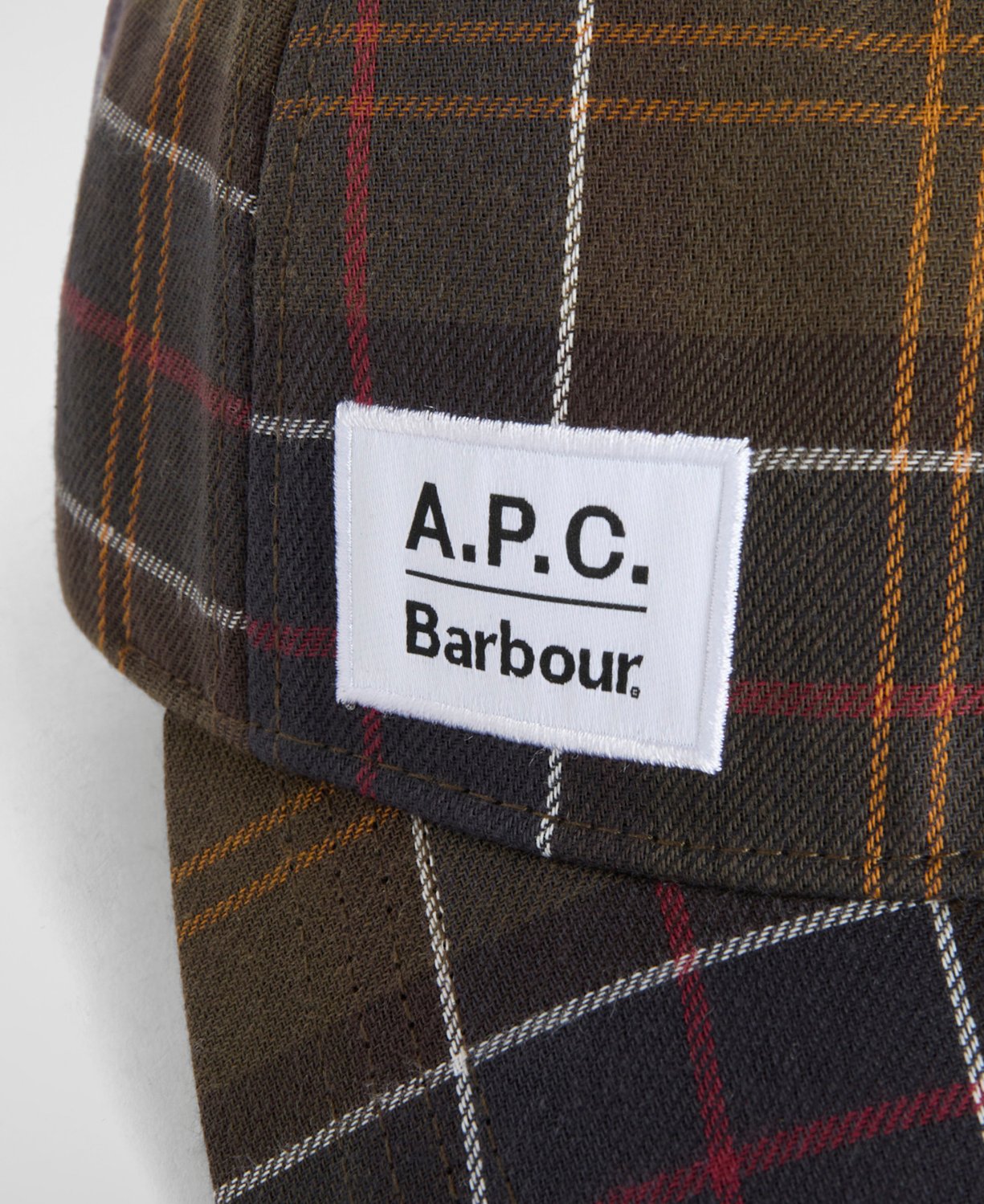 Barbour x A.P.C. Tartan Şapka