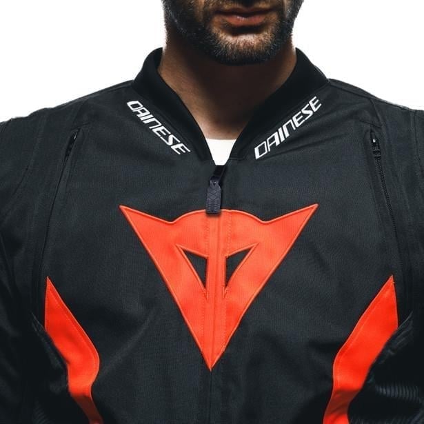 DAINESE AVRO 5 BLACK RED FLUO WHITE CEKETDAINESE3 Mevsim MontlarDainese Avro 5 Black Red Fluo White | Veloce Yarış Boyunlu Tekstil MontDainese Avro 5 Black Red Fluo White | Veloce Yarış Boyunlu Tekstil Mont