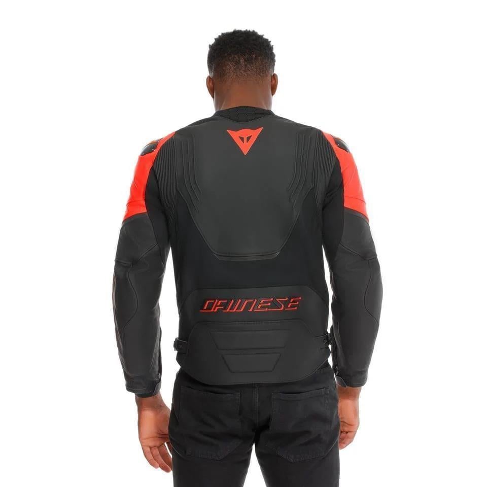 DAİNESE RACİNG 5 BLACK RED FLUO DERİ MONTDaineseDeri MontlarDainese Racing 5 Black Red Fluo Deri Mont – Spor ve Korumalı | Şimdi KeşfetDainese Racing 5 Black Red Fluo Deri Mont – Spor ve Korumalı | Şimdi Keşfet