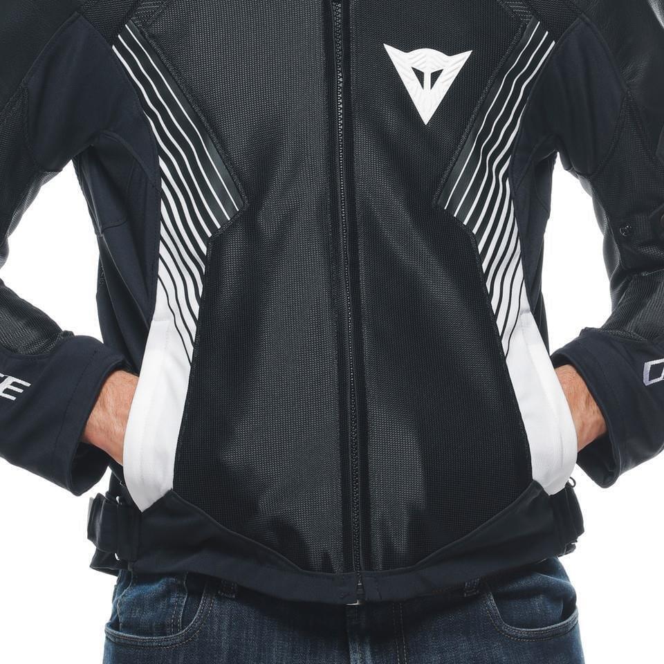 DAINESE SUPER RIDER 2 JACKET BLACK WHITEDaineseDainese Super Rider 2 Jacket Black White | Spor Koruma ve Şıklık | Hemen Satın AlDainese Super Rider 2 Jacket Black White | Spor Koruma ve Şıklık | Hemen Satın Al