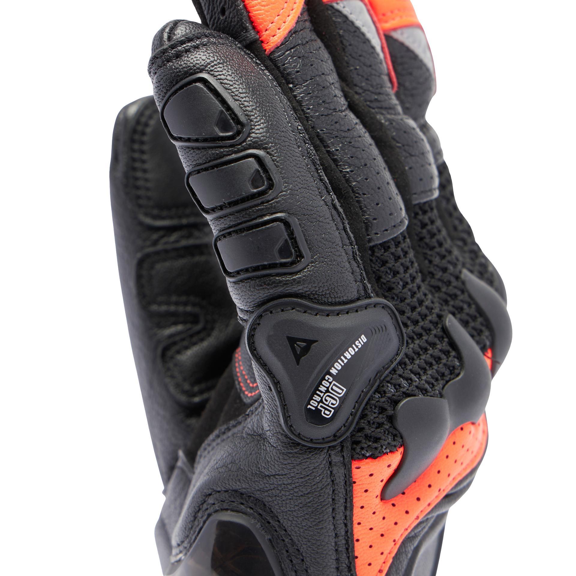 DAINESE ELD/X-RIDE 2 TEK CLOVES BLACK RED FLUODaineseYazlık EldivenlerDainese X-Ride 2 Tekstil Eldiven Black Red Fluo | Sportif Koruma ve Tutuş | Hemen Satın AlDainese X-Ride 2 Tekstil Eldiven Black Red Fluo | Sportif Koruma ve Tutuş | Hemen Satın Al
