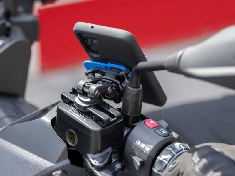 QUADLOCK MOTOSİKLET FREN REZERVUARI BAĞLANTISI