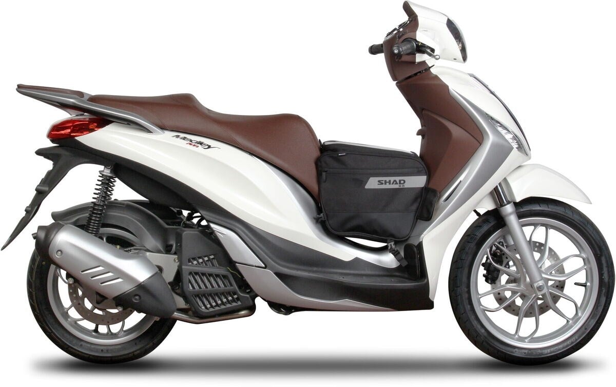 SHAD SC25 SCOOTER ÇANTASHADScooter Çantaları