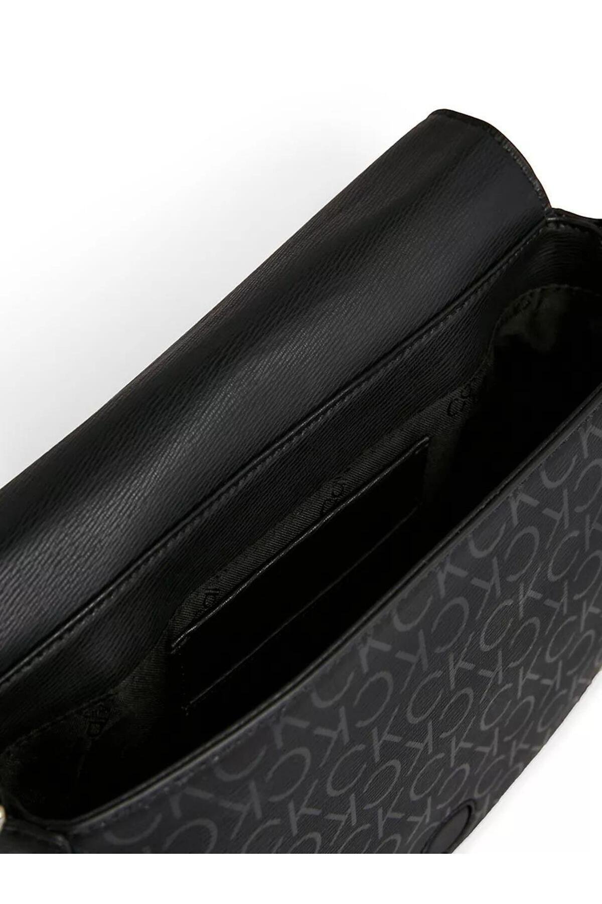 CK DAILY SADDLE BAG_EPI MONO