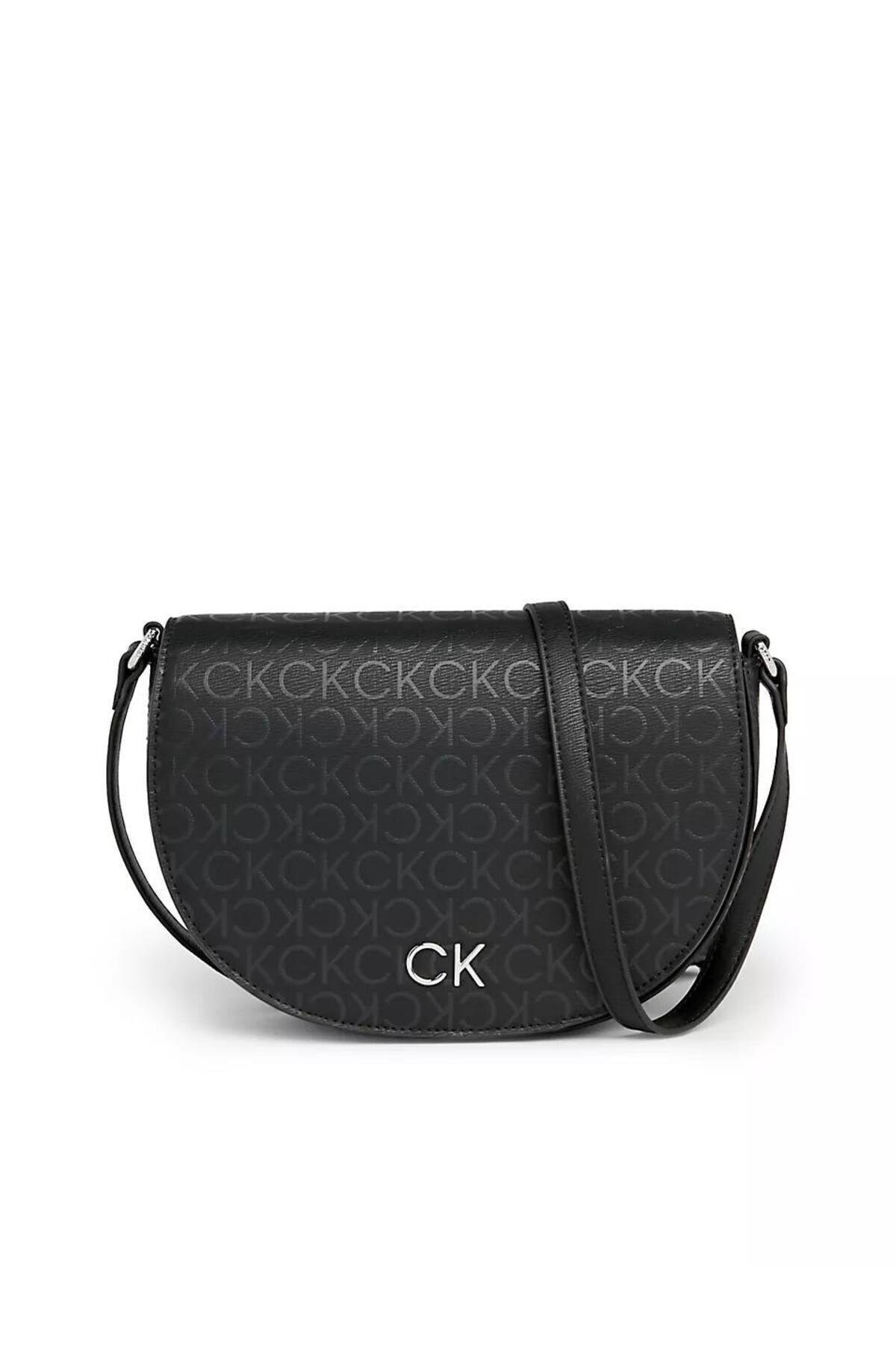 CK DAILY SADDLE BAG_EPI MONO