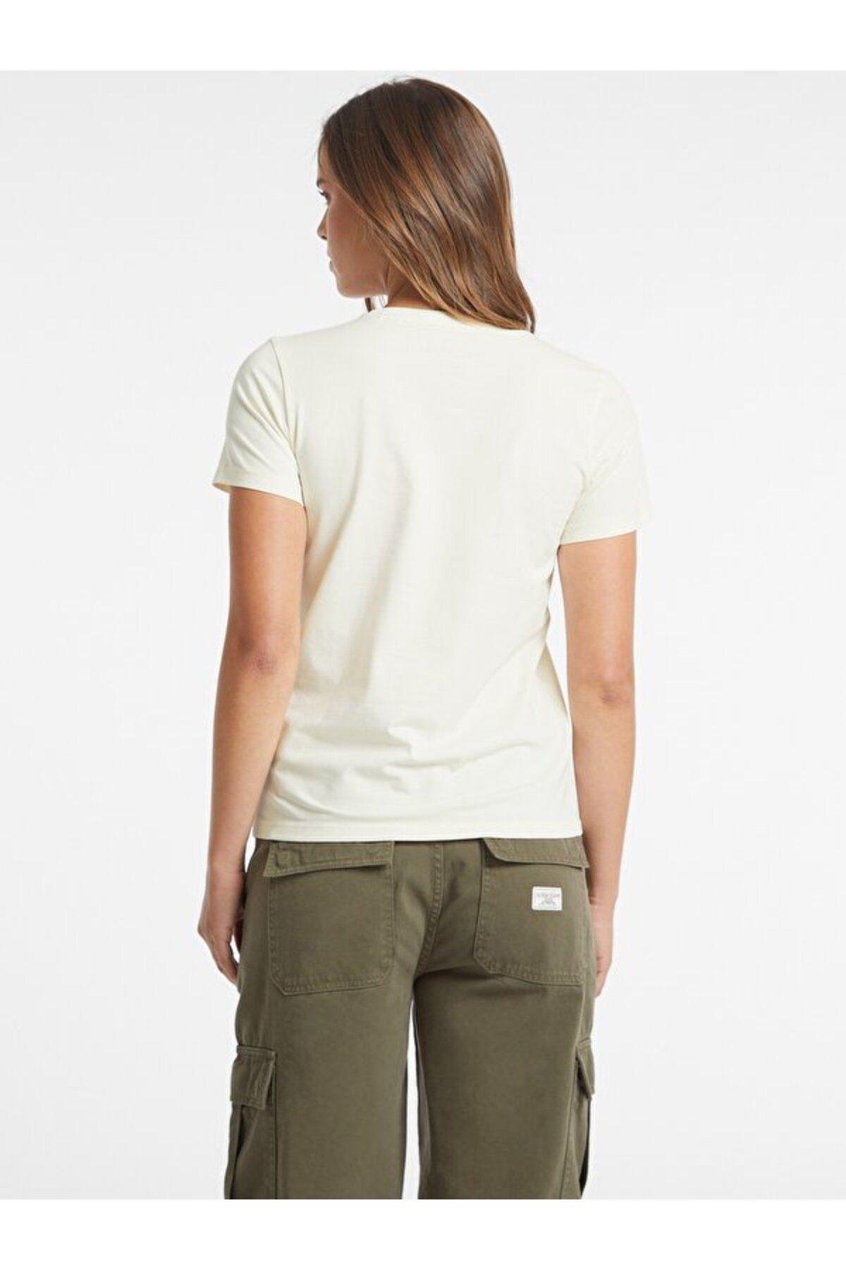 Jeans Kadın Regular Fit T-shirt