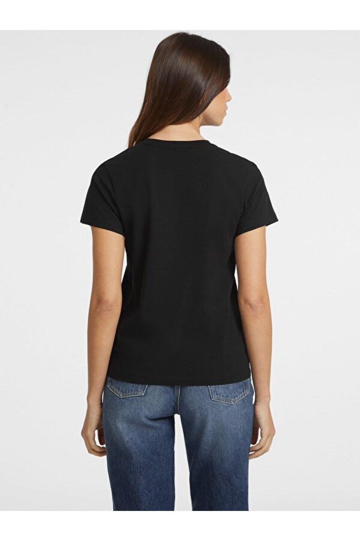 Jeans Kadın Slim Fit T-shirt