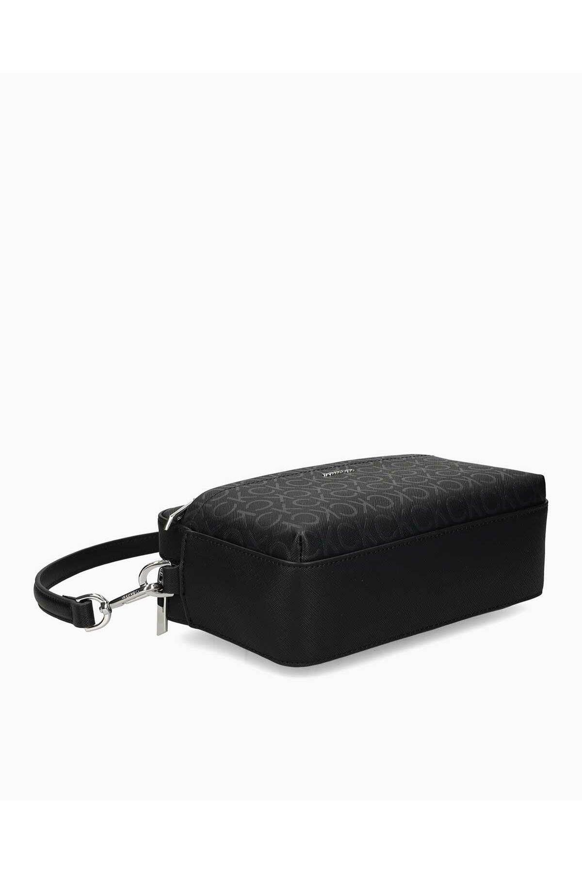 Must Convertible Monogram Omuz Çantası