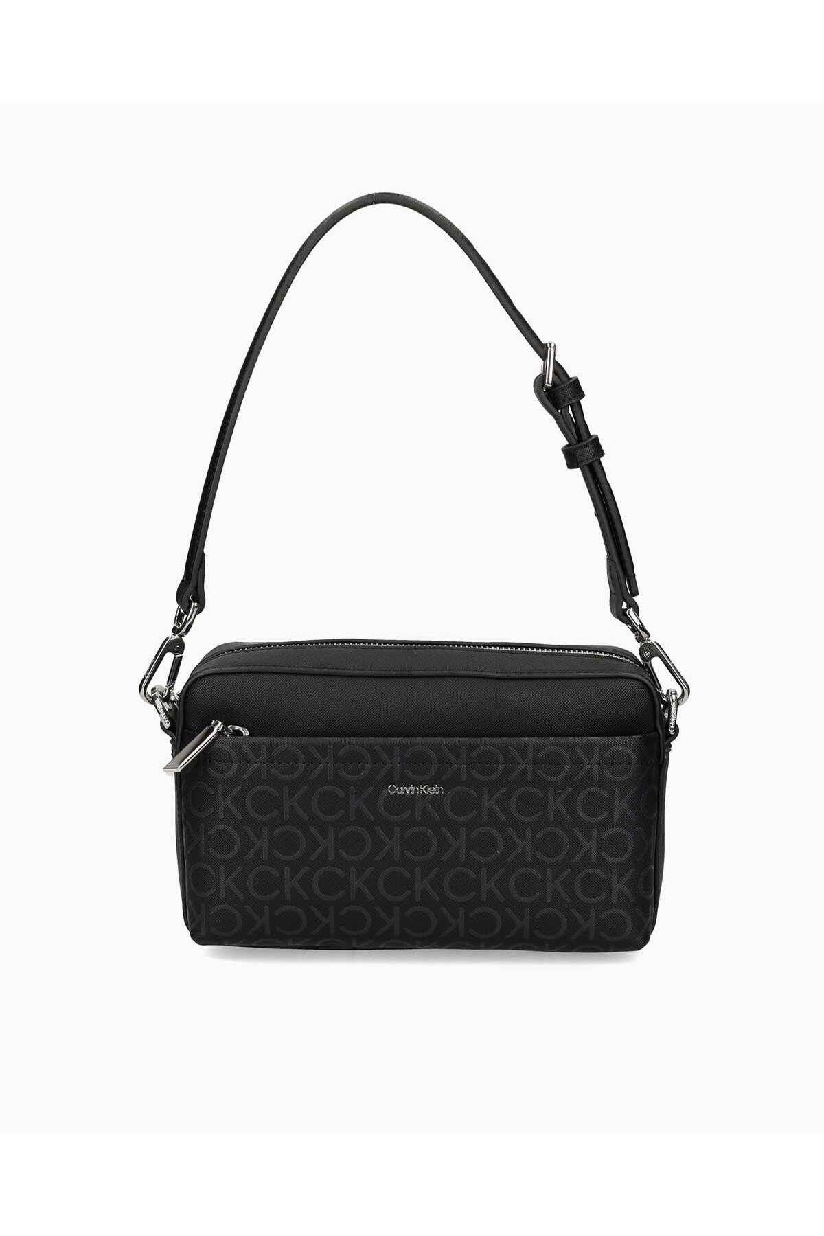 Must Convertible Monogram Omuz Çantası