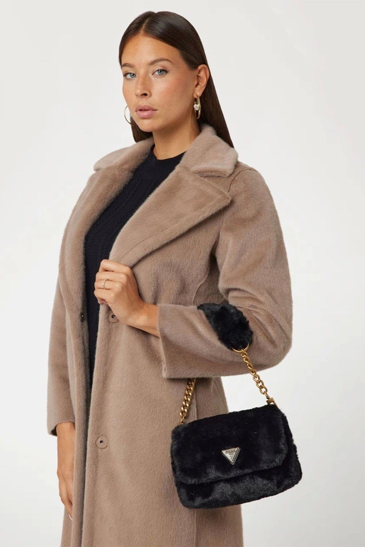 SAMIA FLAP SHOULDER