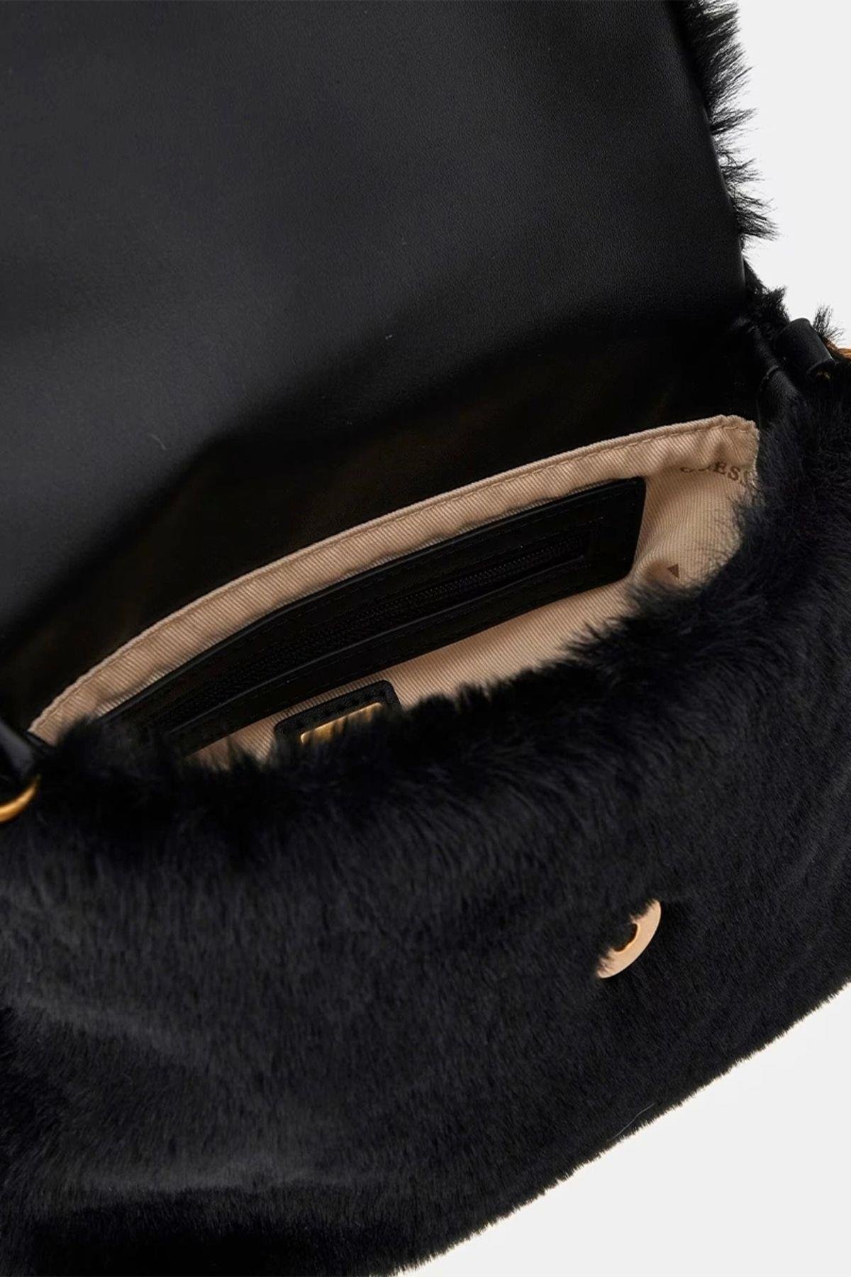 SAMIA FLAP SHOULDER