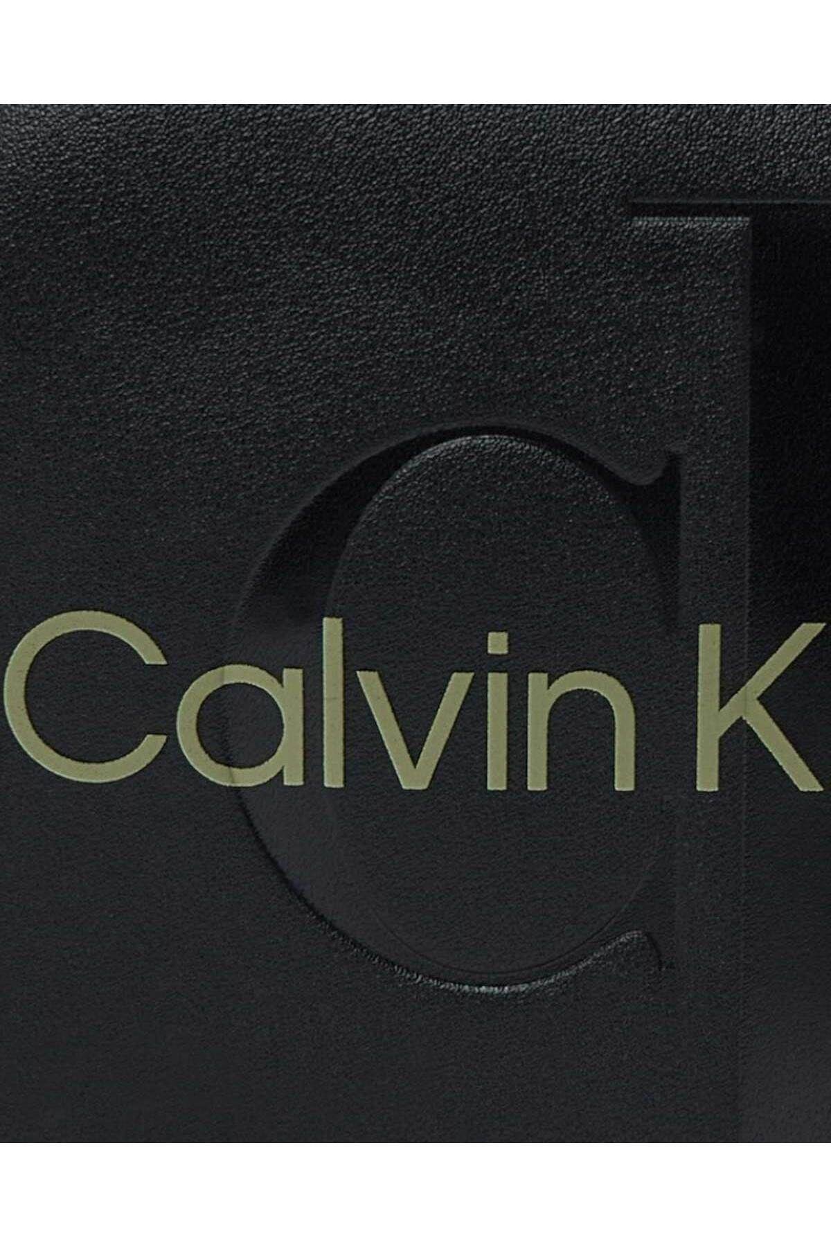 Sculpted Çapraz Askılı Çanta