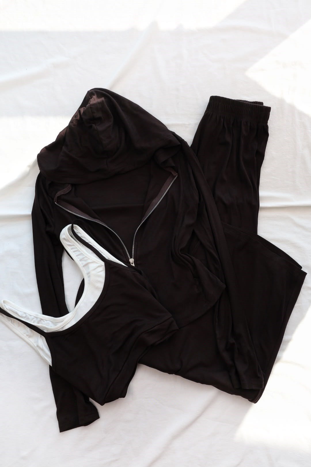 PantolonKapşonlu Oysh Hırka-Crop-Pantolon Takım