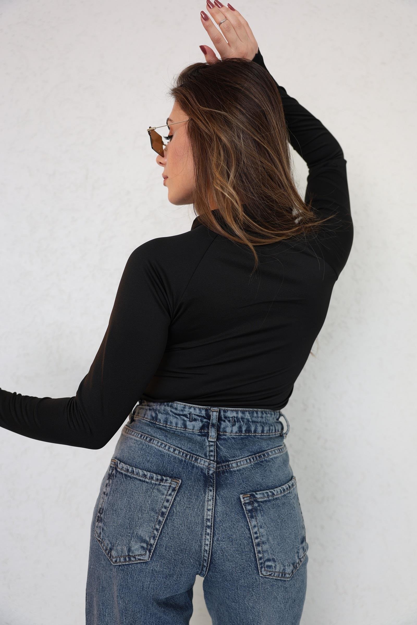 BodysuitHakim Yaka Fermuarlı Bodysuit