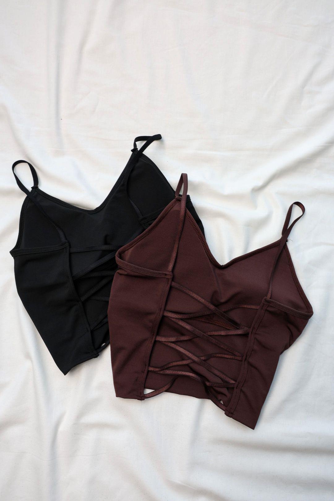 CroptopsArkası Çapraz Lastikli Kaplı Crop