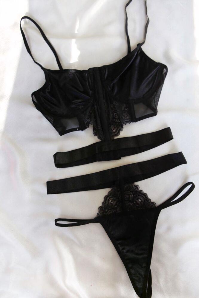 Dantel Detaylı Bel Bantlı Takım