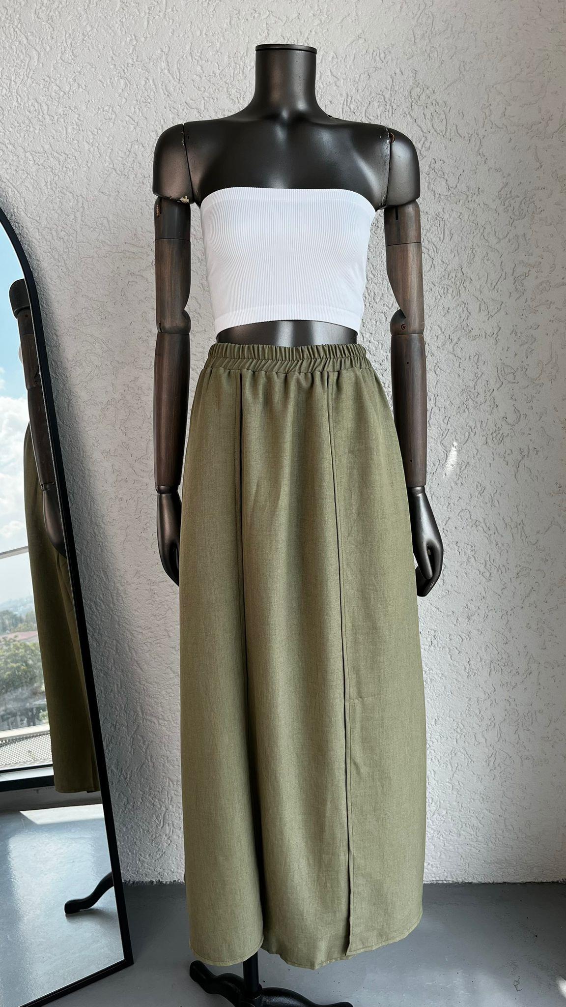 EtekYırtmaçlı Şortlu Uzun Etek