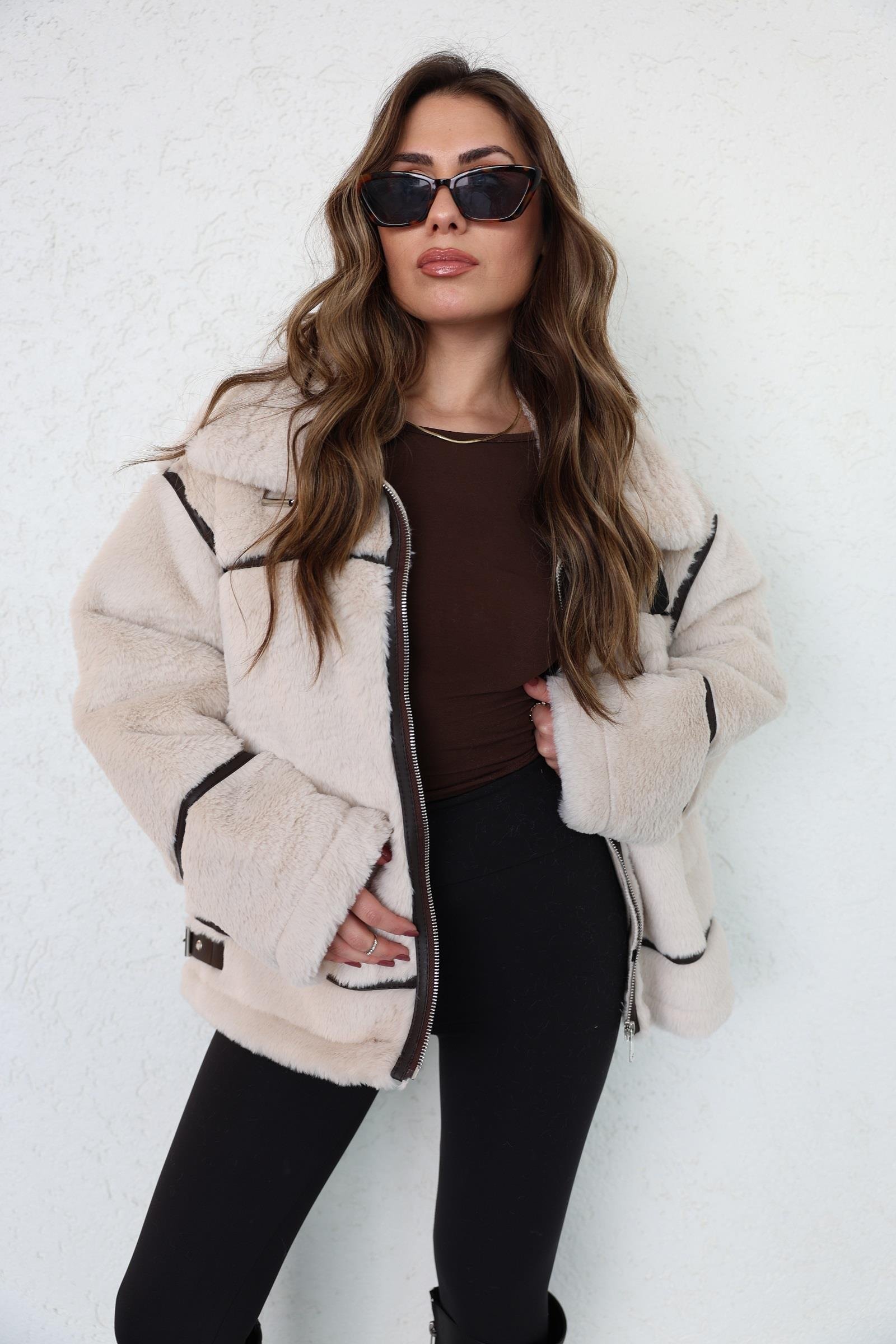 MontTers Detay PeluŞ Lamine Mont