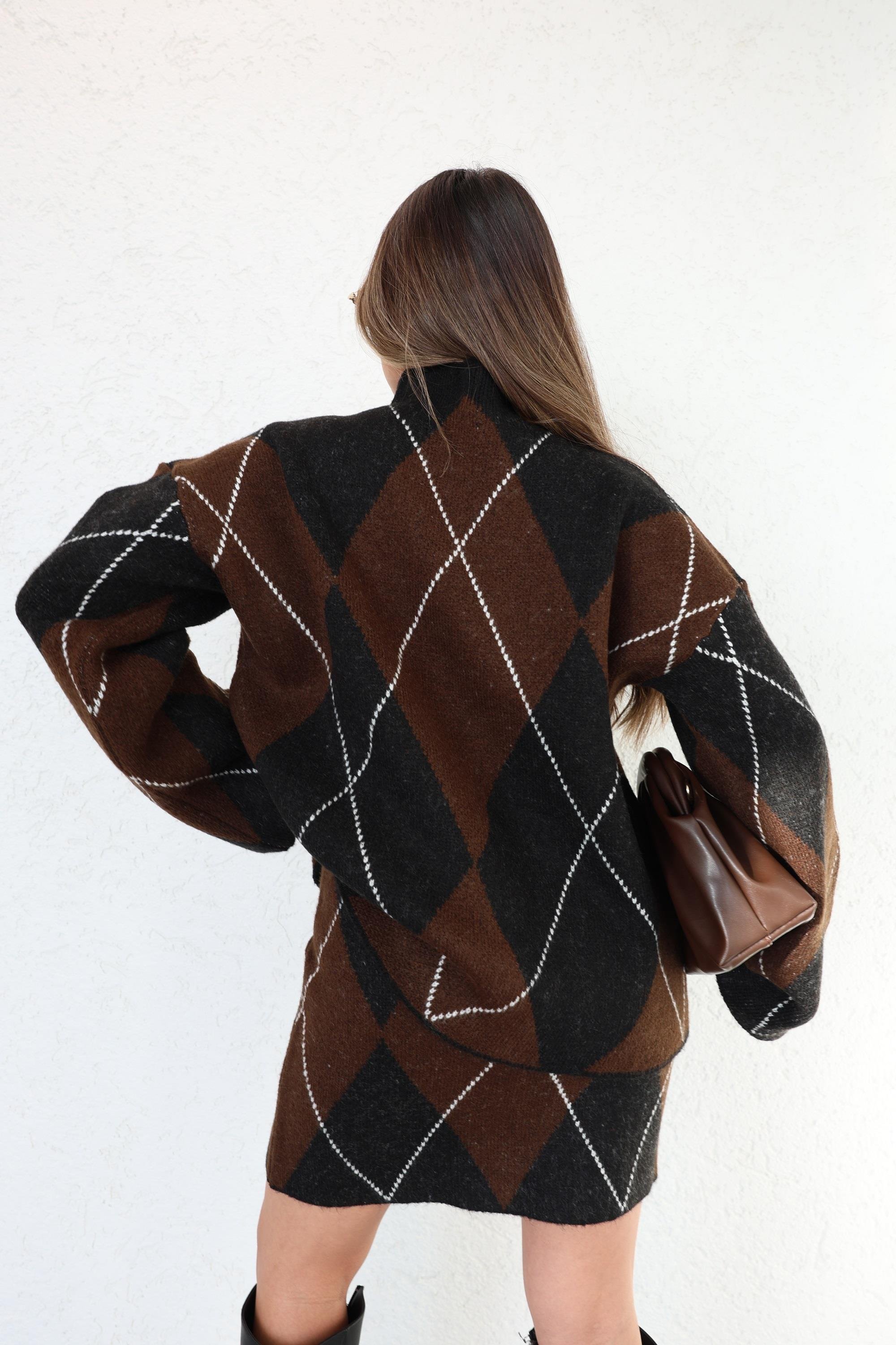 Etekli TakımBaklava Desen Kazak Etek Takım