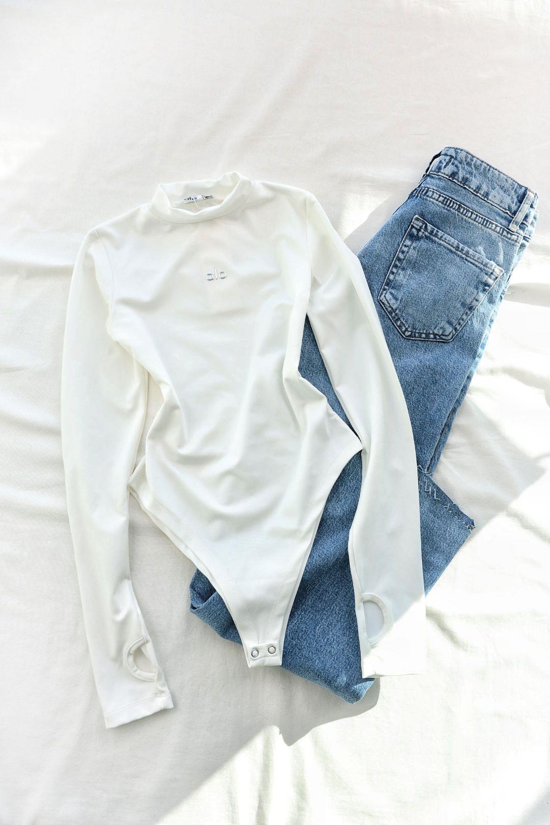 BodysuitParmak Geçmeli Dik Yaka Alo Zıbın