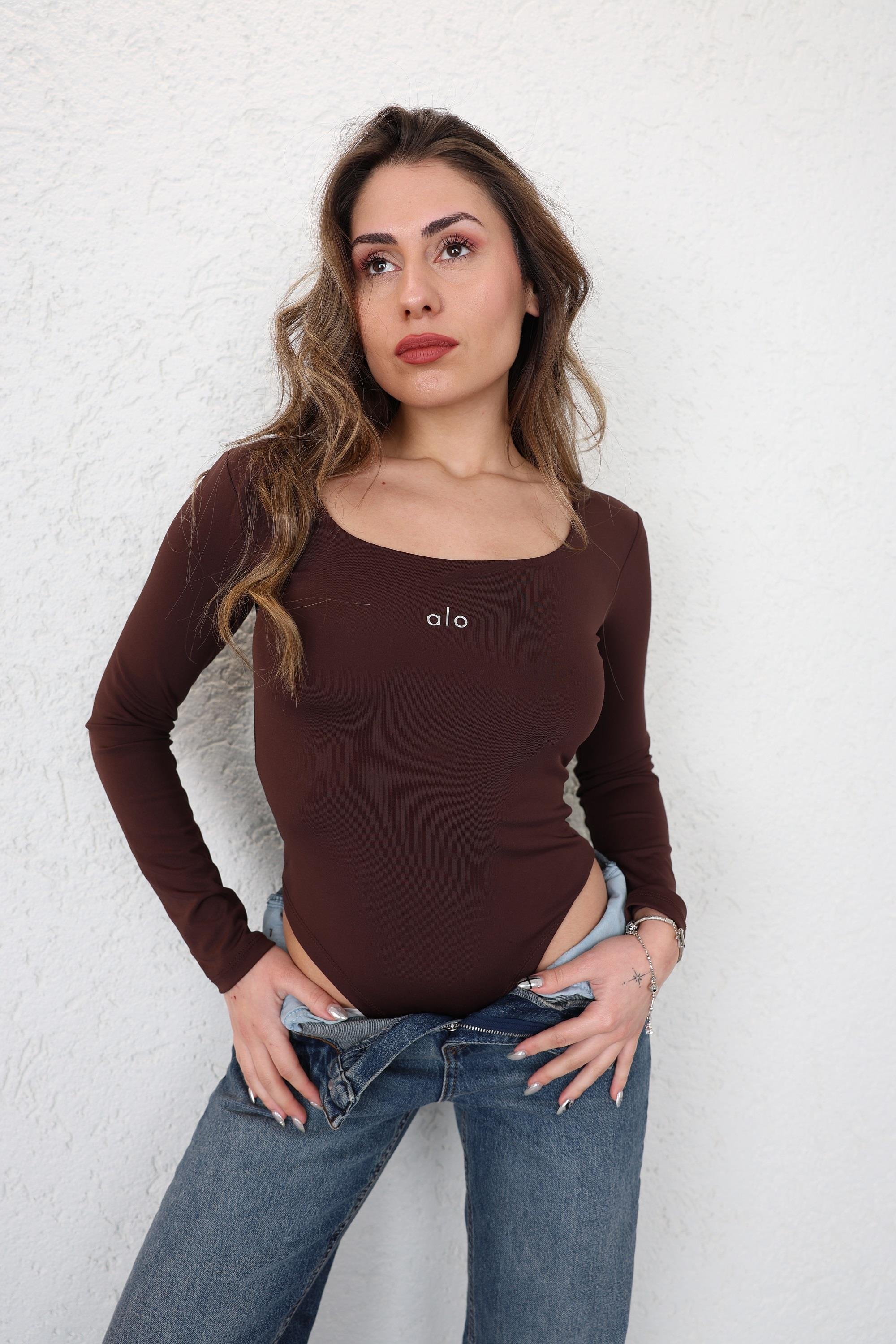 BodysuitAlo Kare Yaka Uzun Kol Zıbın