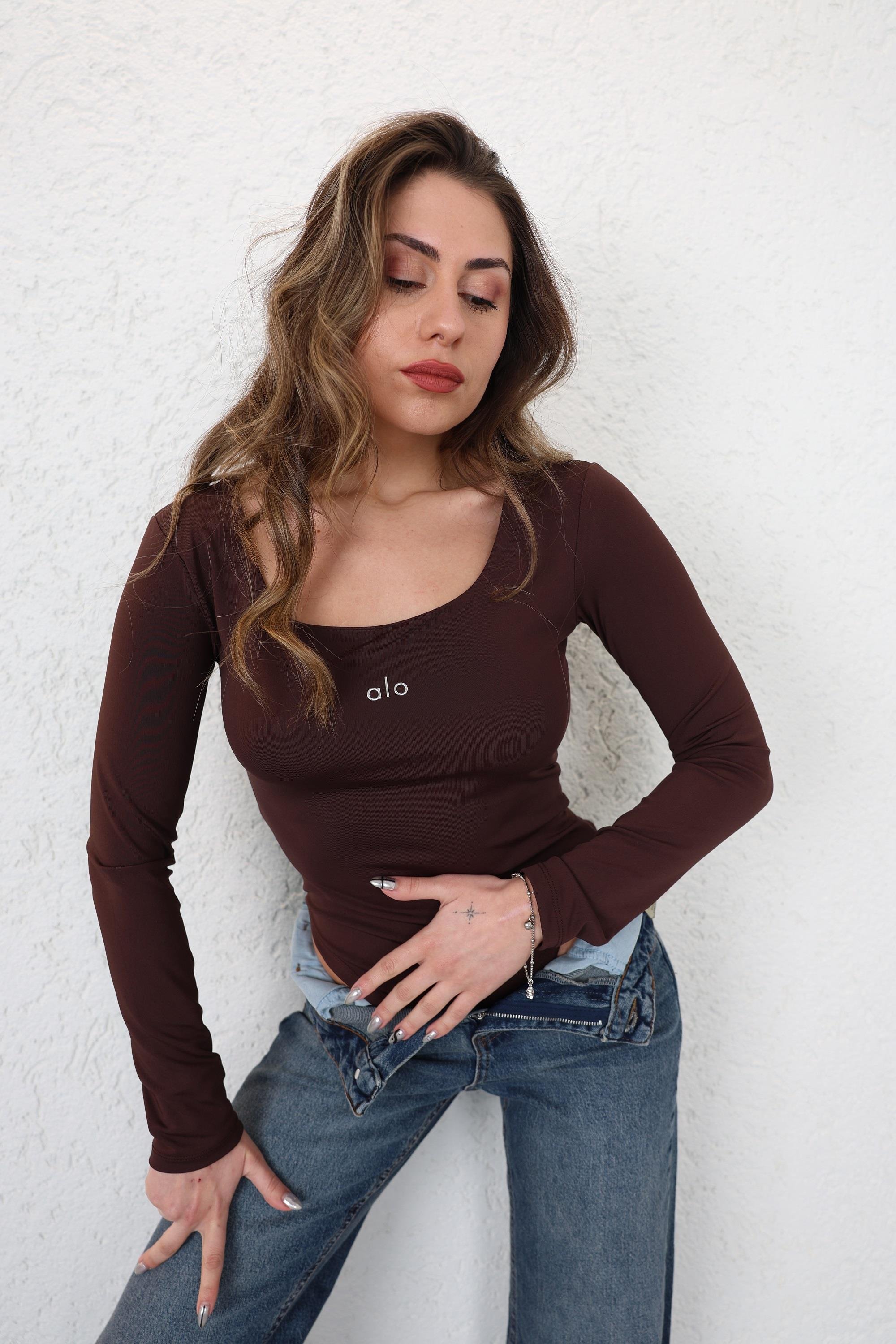 BodysuitAlo Kare Yaka Uzun Kol Zıbın