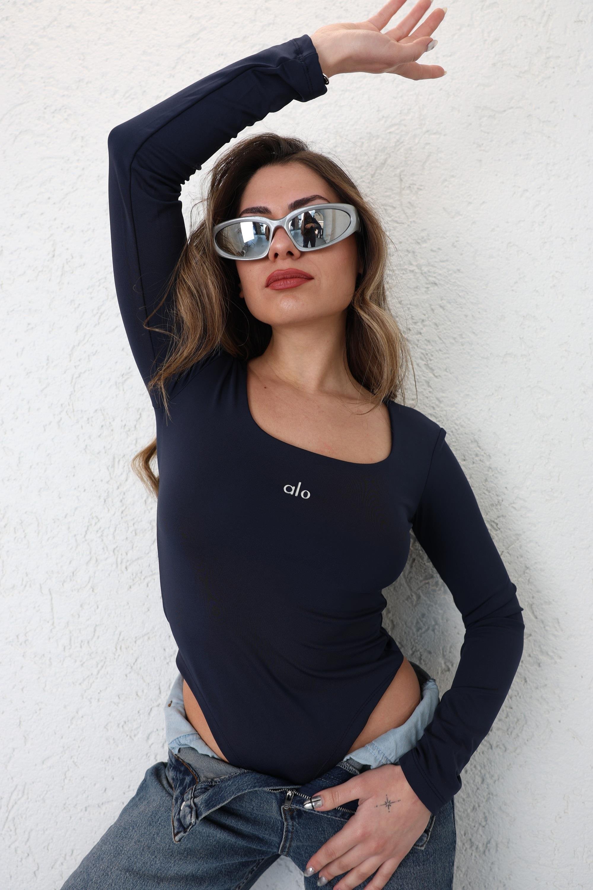 BodysuitAlo Kare Yaka Uzun Kol Zıbın