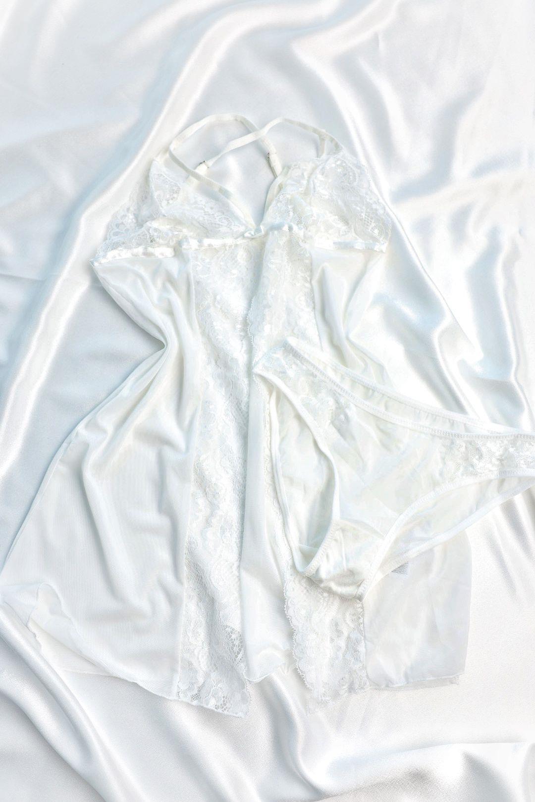 FantasyGöğüs İpli Önü Açık Dantel Babydoll