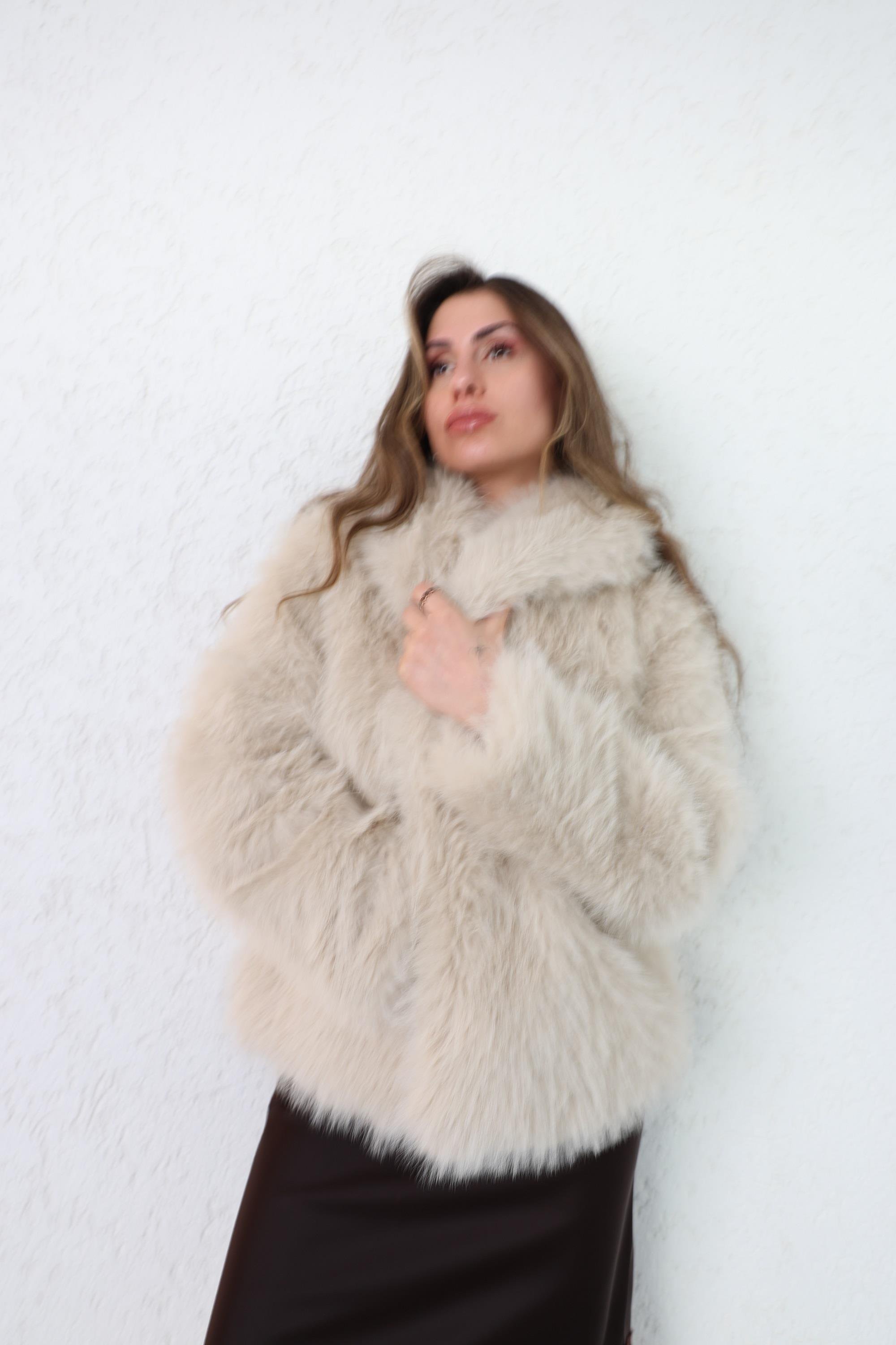 MontŞal Yaka Astarlı Kürk