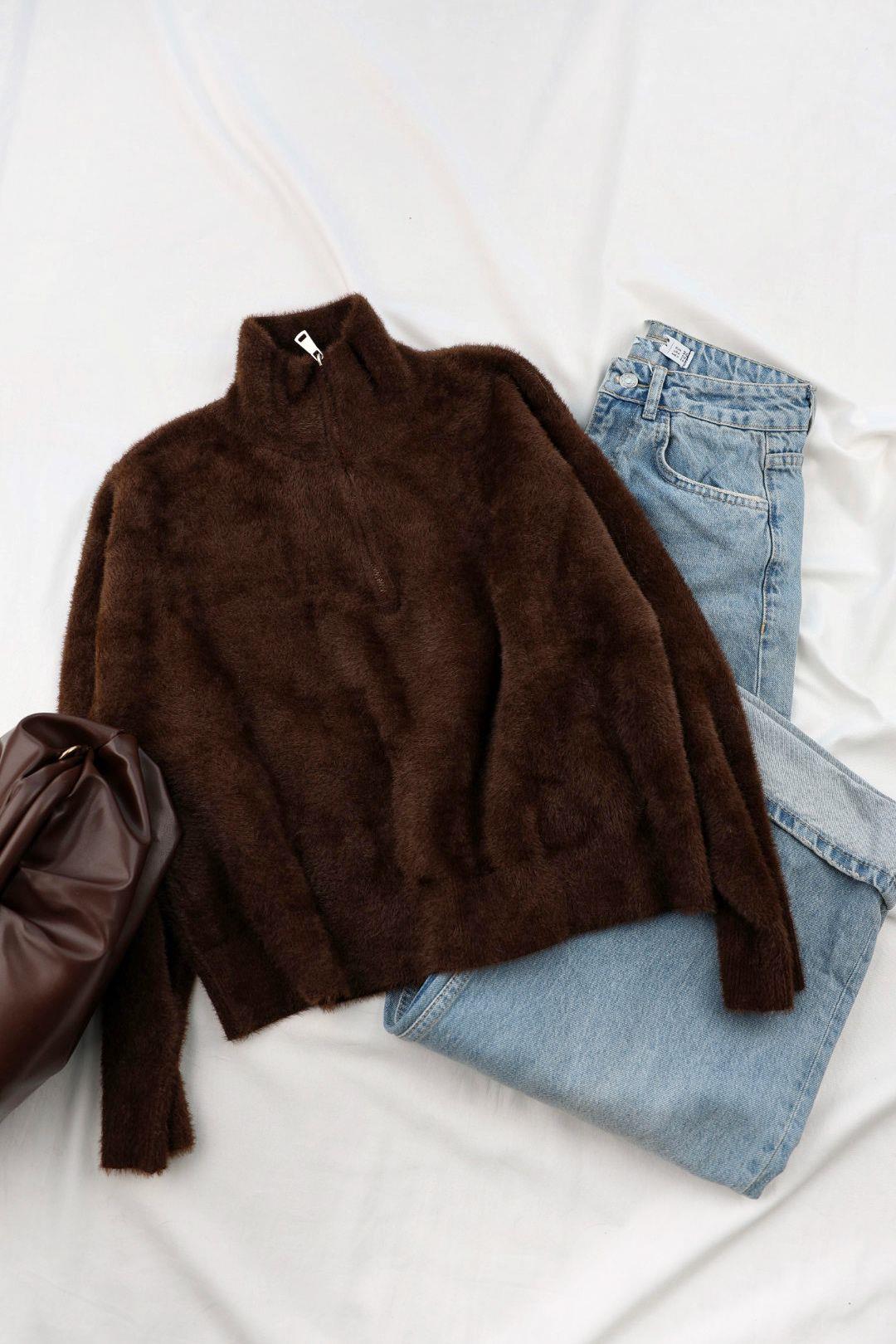 Triko/KazakDik Yaka Fermuarlı Yumoş Kazak