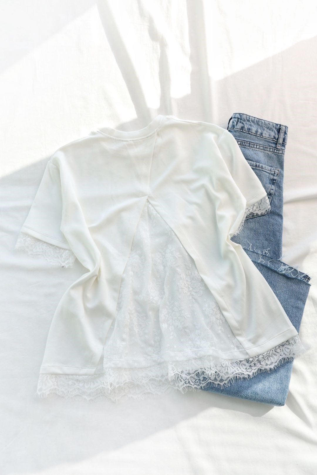 TshirtArkası Dantel Basic Tshirt