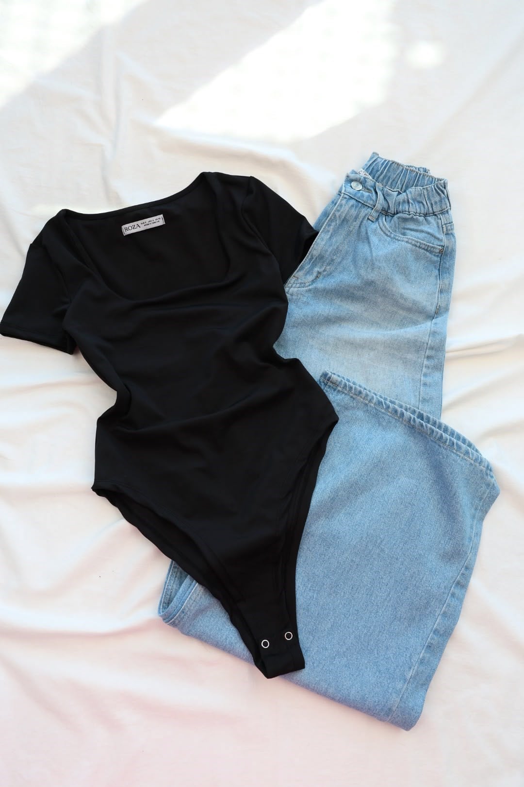 BodysuitKare Yaka Kısa Kol Bodysuit