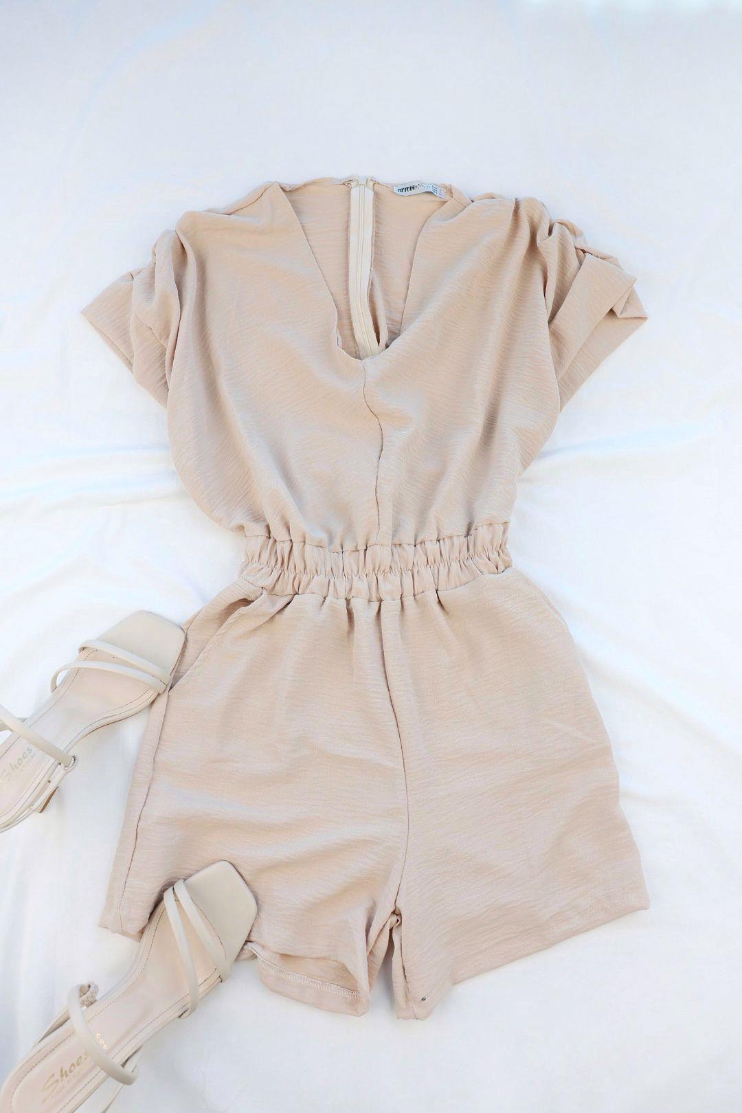 Şort TakımV Yaka Bel Lastik Şort Takım