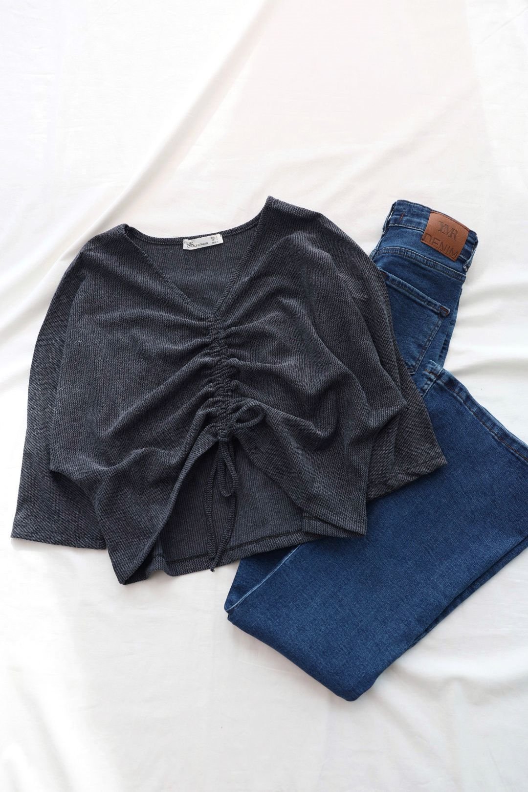 BluzBüzgülü Detaylı Bluz