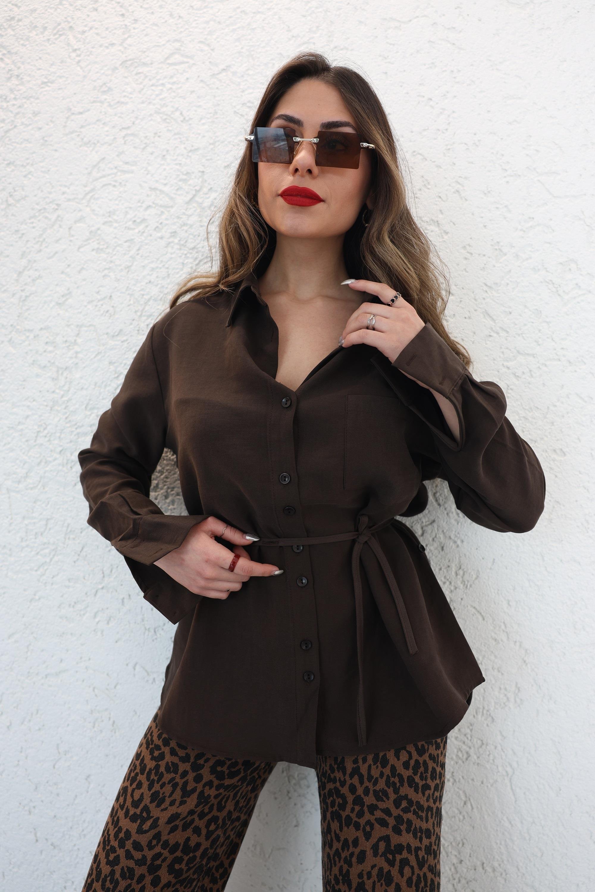 GömlekYan Düğmeli Bel İpli Gömlek