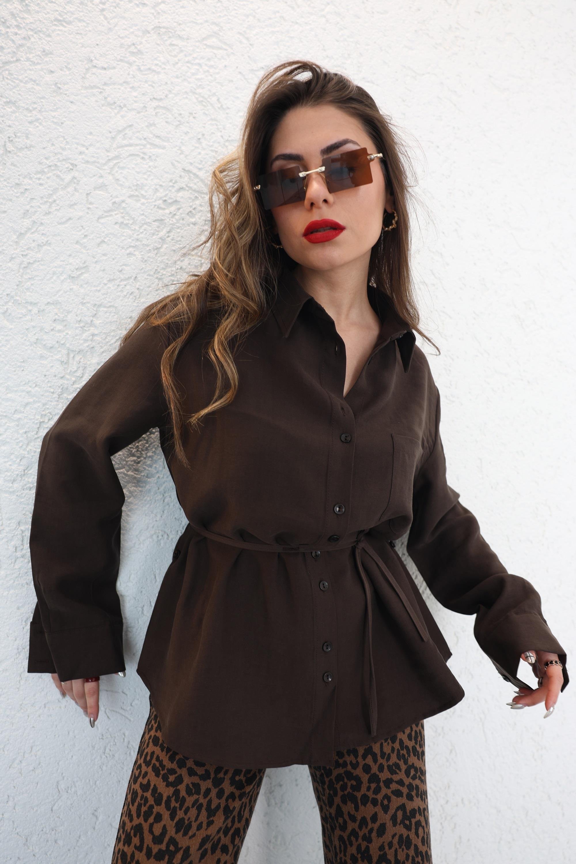 GömlekYan Düğmeli Bel İpli Gömlek