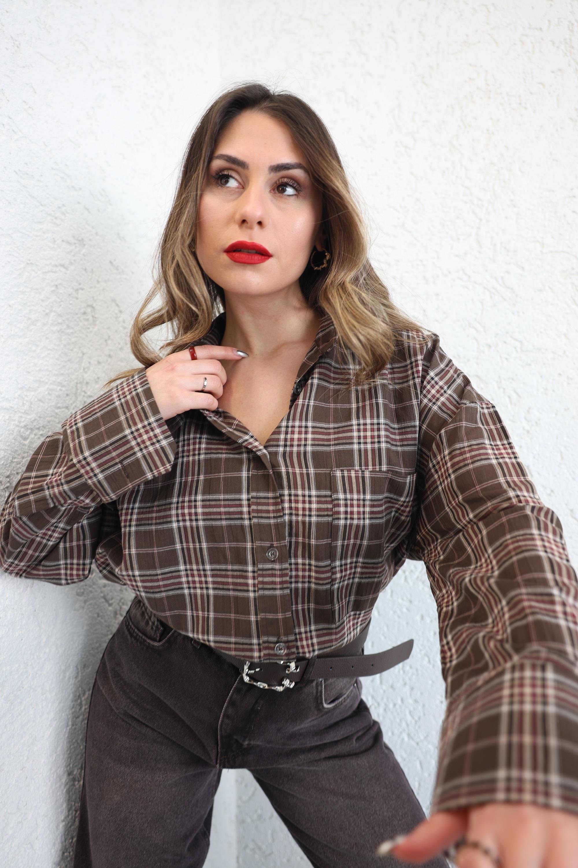 GömlekÇizgili Kore Gömlek